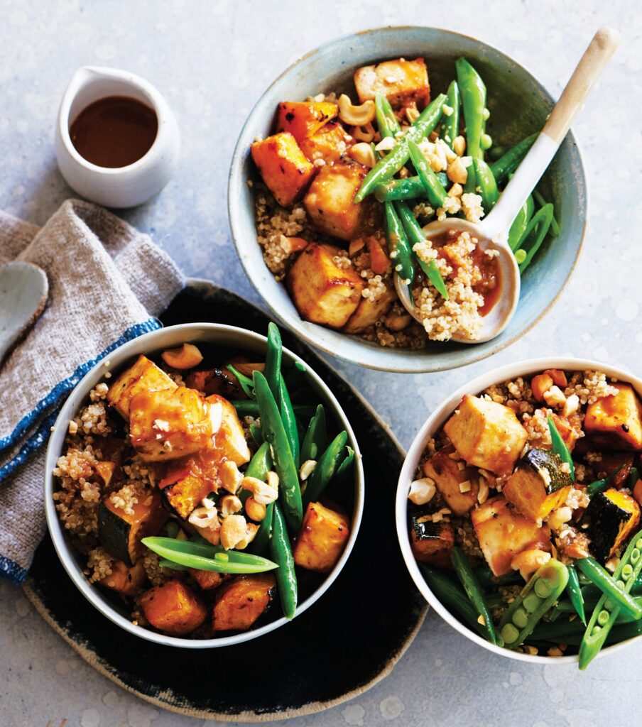 Warm miso roasted tofu and pumpkin bliss bowl Warm miso roasted tofu and pumpkin bliss bowl - healthy recipe