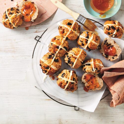 Gluten-free and high-fibre hot cross buns