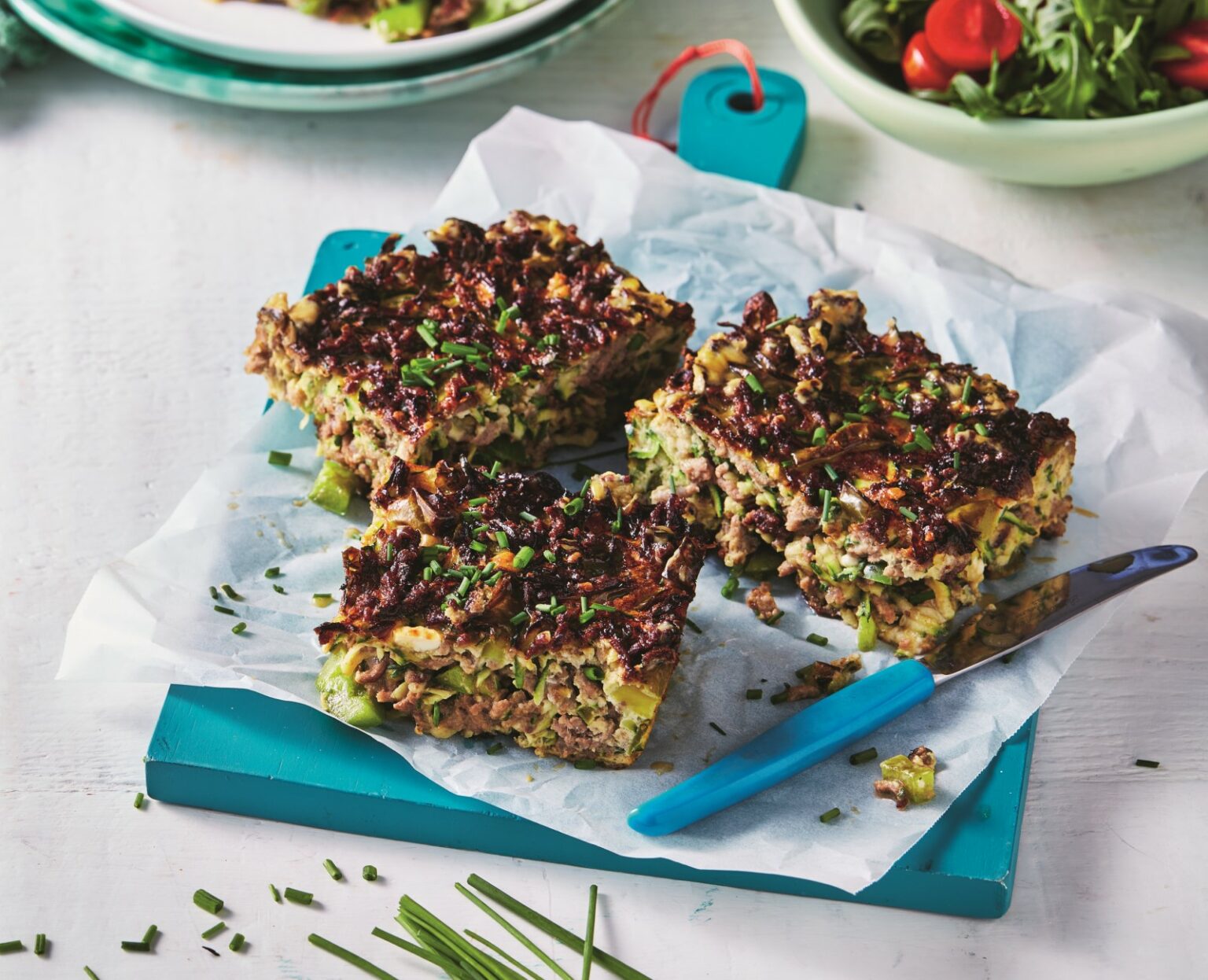 Air-fryer beef and zucchini frittata with rocket salad 