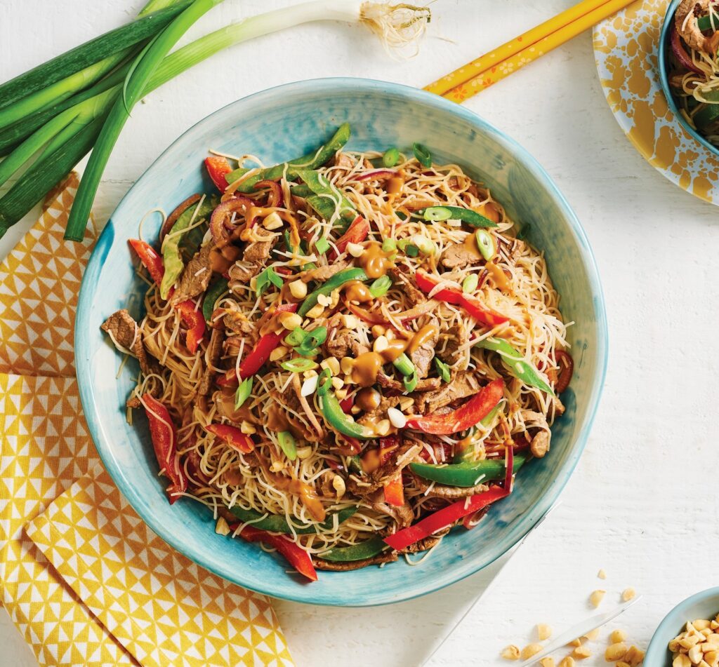 Beef noodles with creamy peanut sauce Beef noodles with creamy peanut sauce