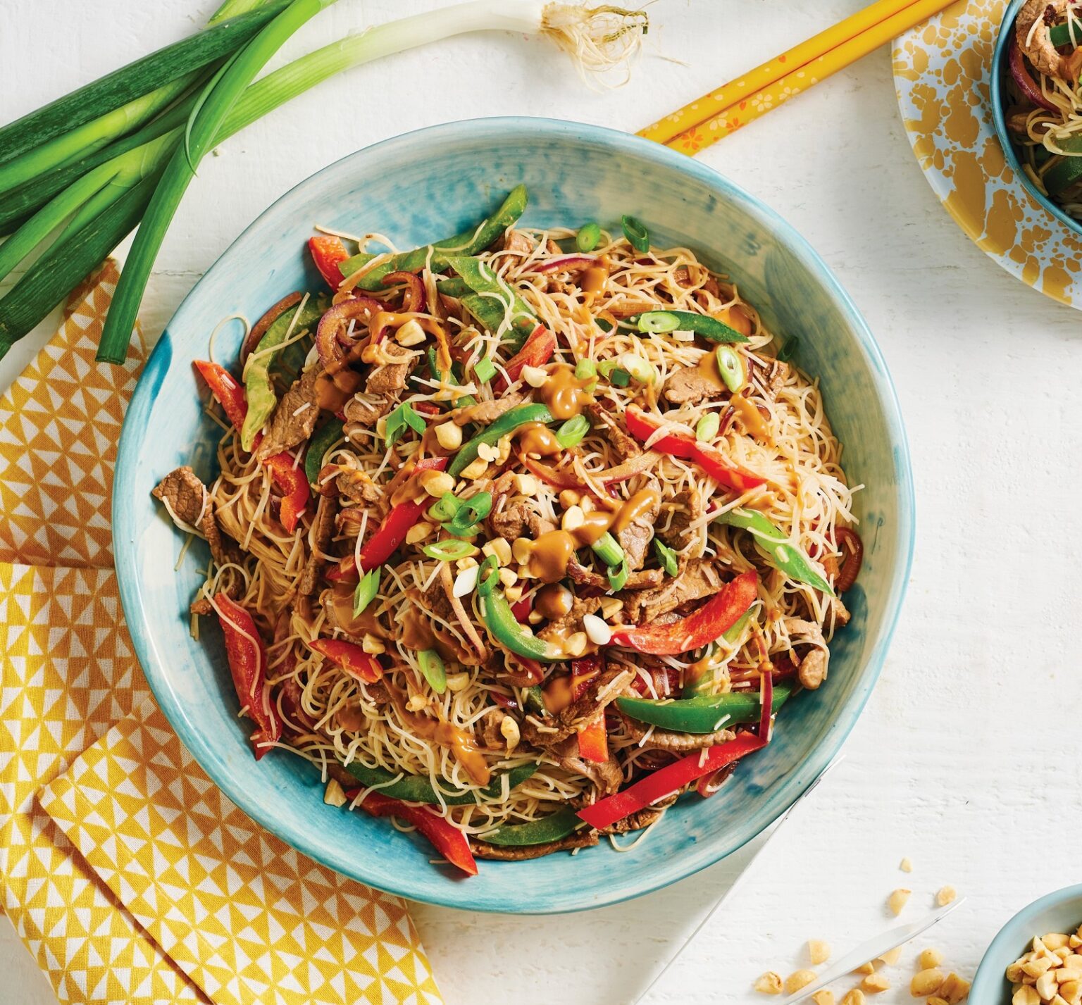 Beef noodles with creamy peanut sauce