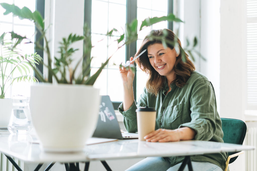 Thriving in Menopause Season 6, Ep02: A fresh take on perimenopause with Shelly Horton Thriving in Menopause Season 6, Ep02: A fresh take on perimenopause with Shelly Horton