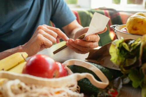 Healthy Families season 1, episode 02: Healthy eating on a budget: How to feed your family for $200