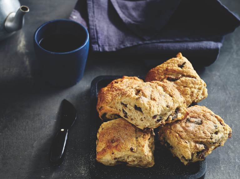 Date scones