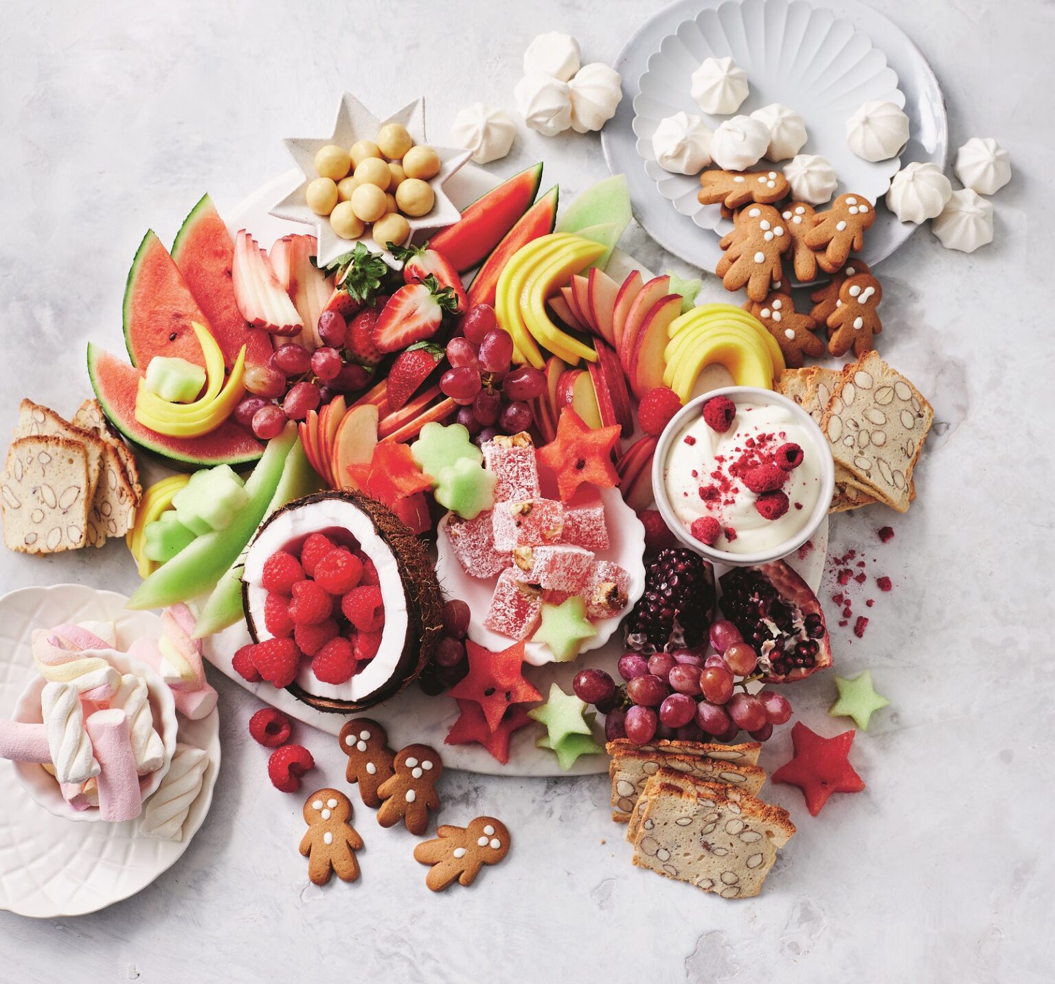 Fruit dessert platter