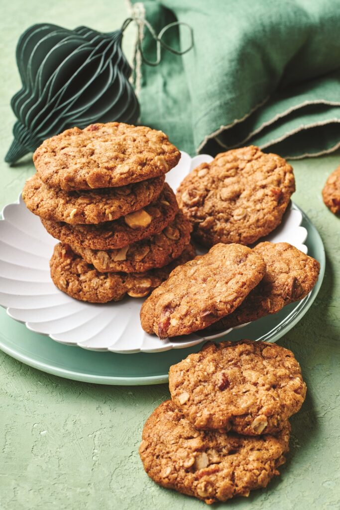 Apricot and cardamom cookies Apricot and cardamom cookies