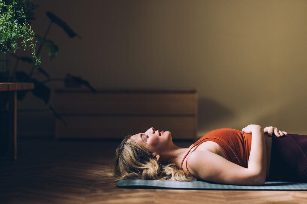 Yoga: Deep core activation
