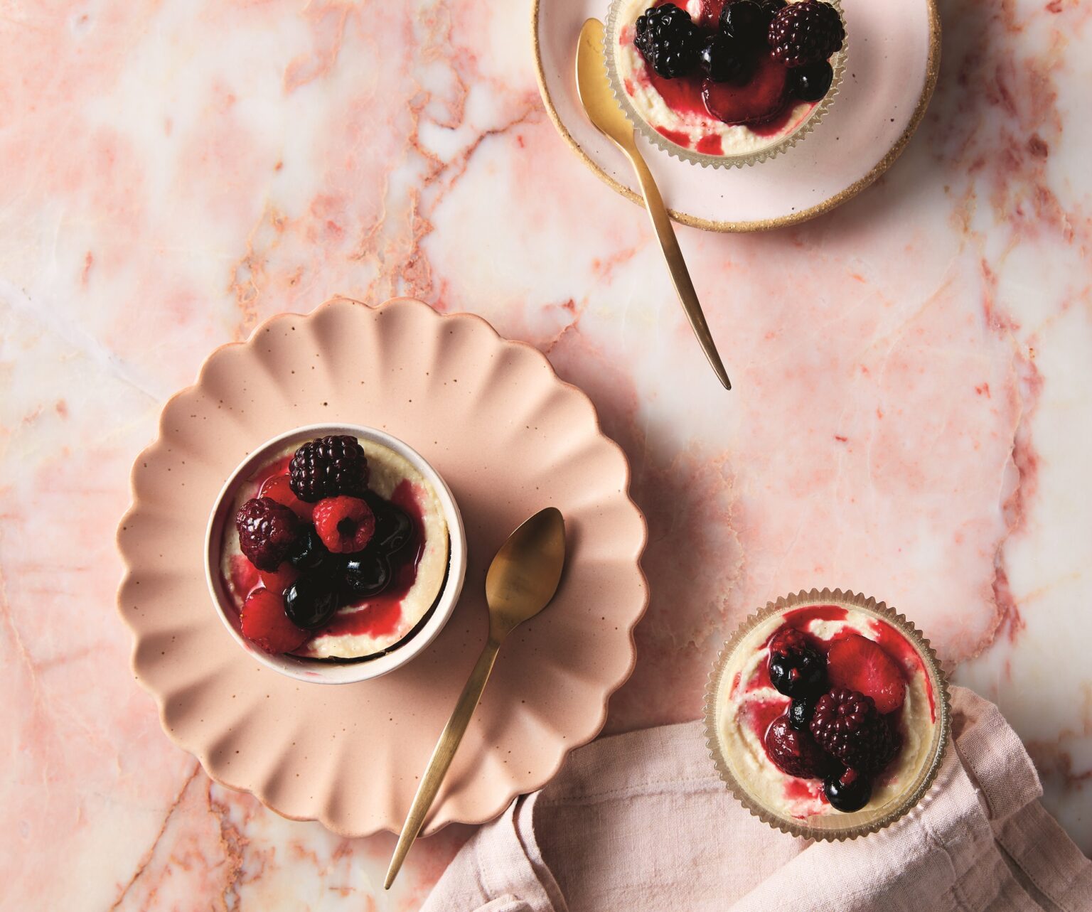 Baked ricotta with fruit