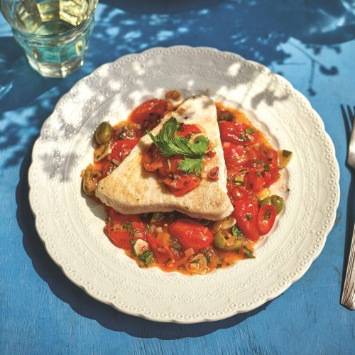 Tuna steaks in tomato sauce